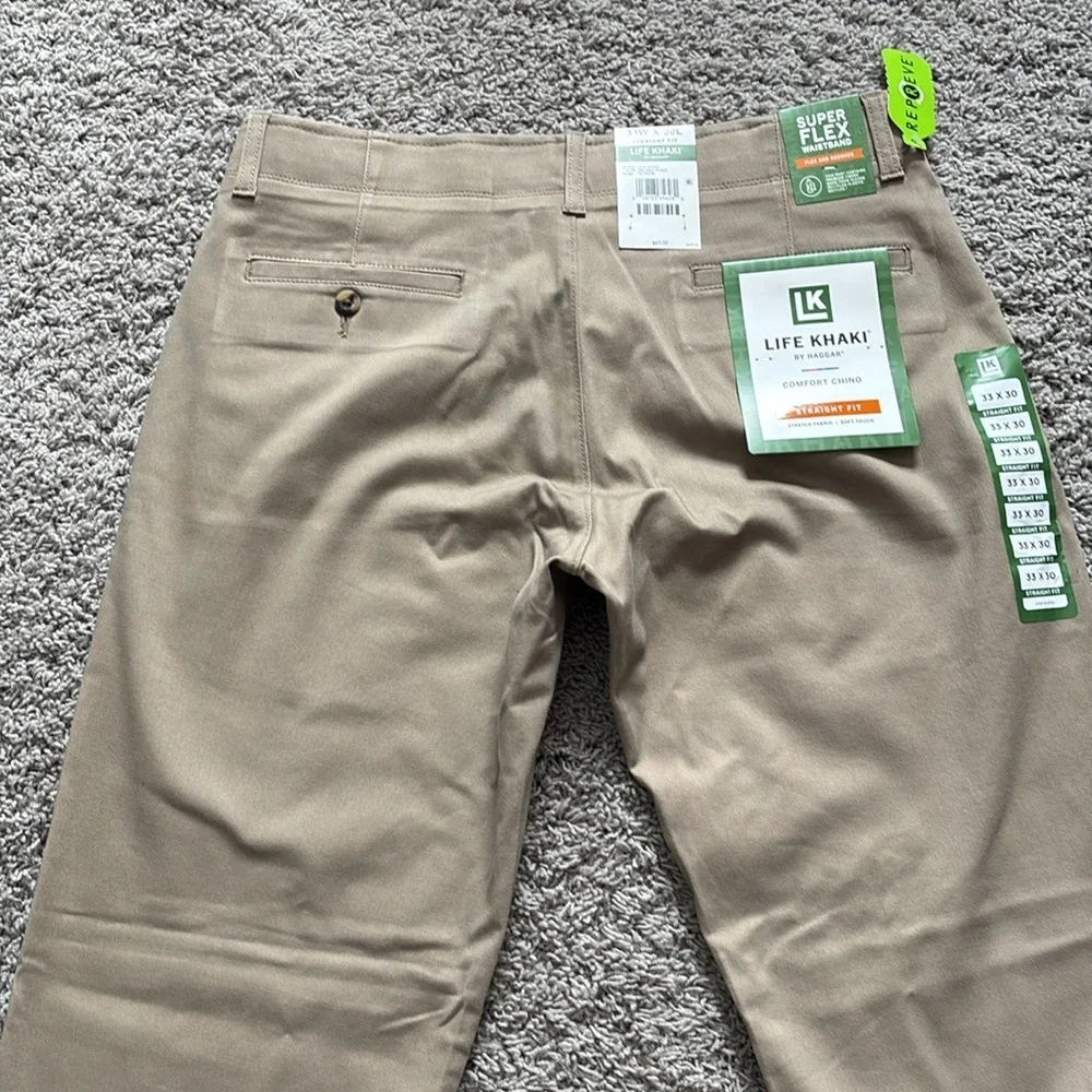 Haggar Men's Life Khaki Comfort Chino Flat Front Pant, Medium Khaki, 33x30